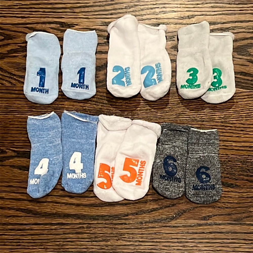Baby month socks 1-6 months